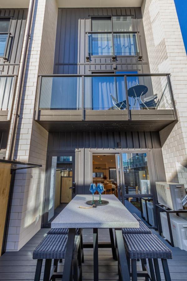 Walk To Riverside Market 4 Bed 4 Bath With Car Park ไครสต์เชิร์ช ภายนอก รูปภาพ